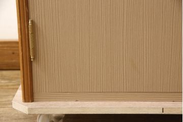 桐箪笥の上段を2分割にリメイク!上部と下部をはめ込む仕様に変更。背板に補強材を追加。