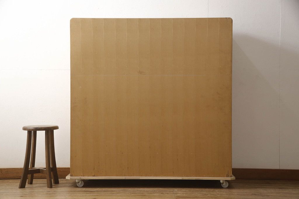 桐箪笥の上段を2分割にリメイク!上部と下部をはめ込む仕様に変更。背板に補強材を追加。