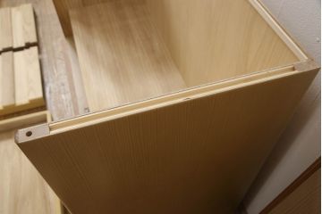 桐箪笥の上段を2分割にリメイク!上部と下部をはめ込む仕様に変更。背板に補強材を追加。