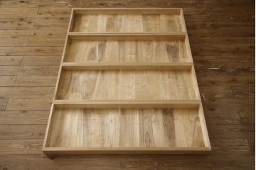 桐箪笥を着色リメイク!高品質リペアを施し、チェスナット系に着色仕上げ。