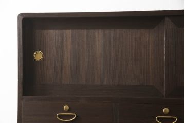 桐箪笥を着色リメイク!高品質リペアを施し、チェスナット系に着色仕上げ。