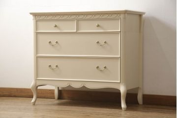 洋箪笥を小さくリメイク!引き出し3段分を無くして高さをリサイズ。