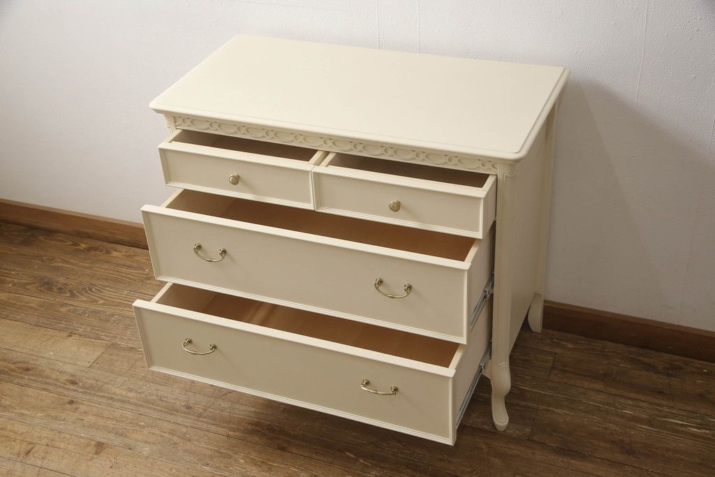洋箪笥を小さくリメイク!引き出し3段分を無くして高さをリサイズ。