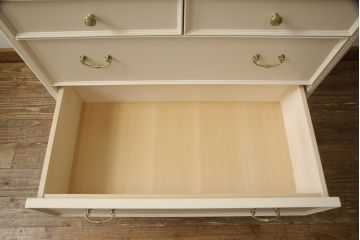 洋箪笥を小さくリメイク!引き出し3段分を無くして高さをリサイズ。