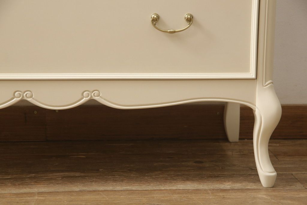 洋箪笥を小さくリメイク!引き出し3段分を無くして高さをリサイズ。