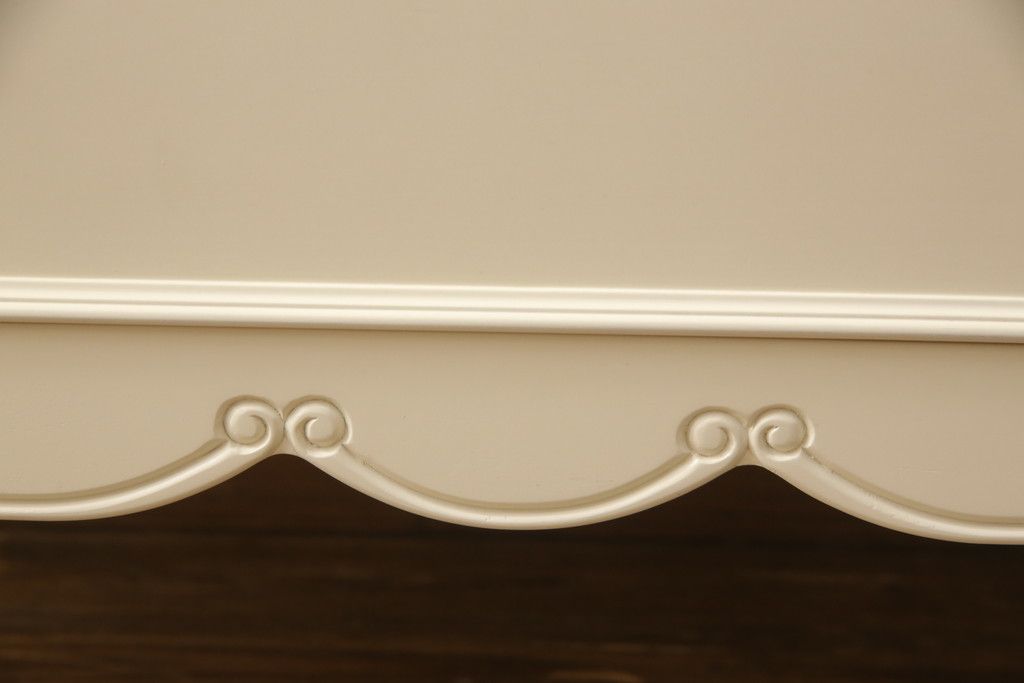 洋箪笥を小さくリメイク!引き出し3段分を無くして高さをリサイズ。