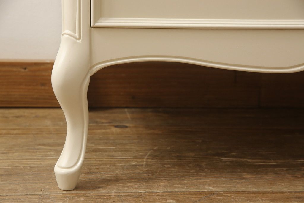 洋箪笥を小さくリメイク!引き出し3段分を無くして高さをリサイズ。