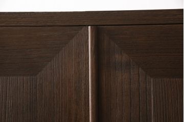 桐箪笥を着色リメイク!上段の衣装盆3杯を棚板1枚に変更。チェスナット系に着色仕上げ。