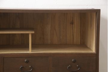 桐箪笥を着色リメイク!高品質リペアを施し、チェスナット系に着色仕上げ。