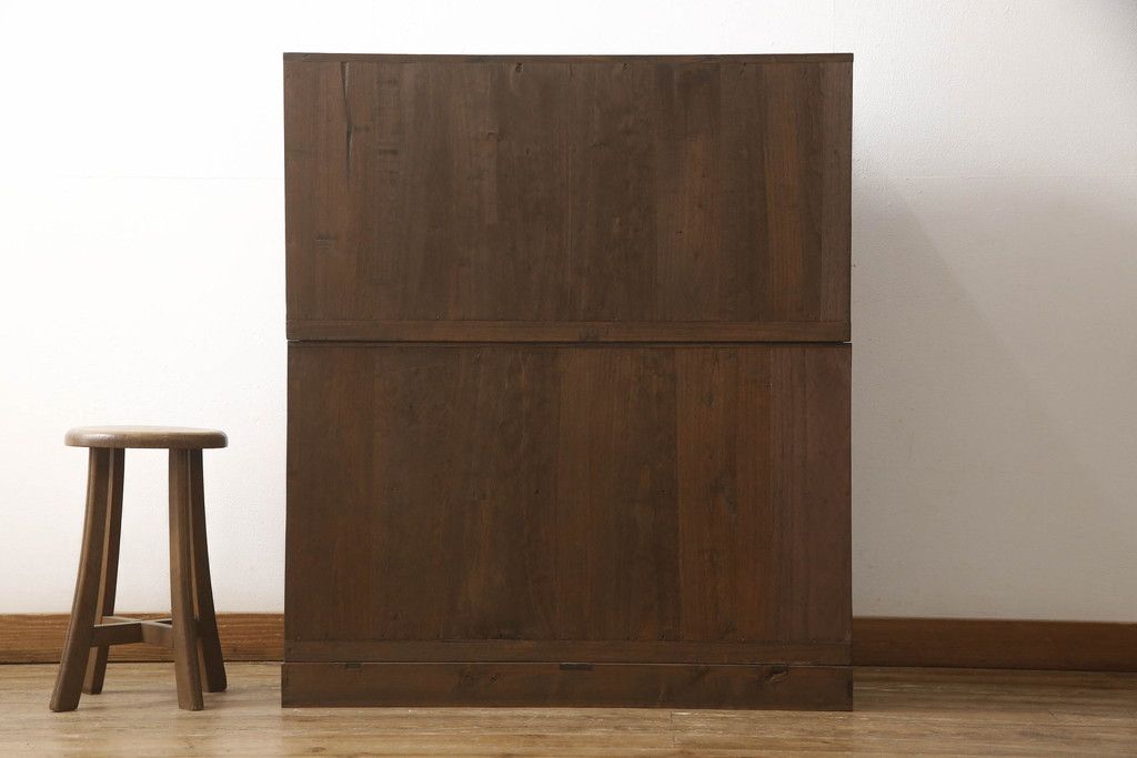 桐箪笥を着色リメイク!高品質リペアを施し、チェスナット系に着色仕上げ。