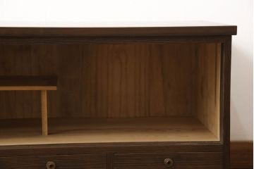 桐箪笥を着色リメイク!ヒノキ材の天板を取り付け、チェスナット系に着色仕上げ。