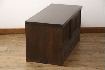 桐箪笥を着色リメイク!ヒノキ材の天板を取り付け、チェスナット系に着色仕上げ。