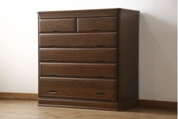 箪笥を小さくリメイク!高品質リペアを施し、奥行きを小さくリサイズ。