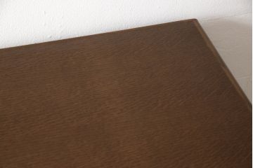 箪笥を小さくリメイク!高品質リペアを施し、奥行きを小さくリサイズ。