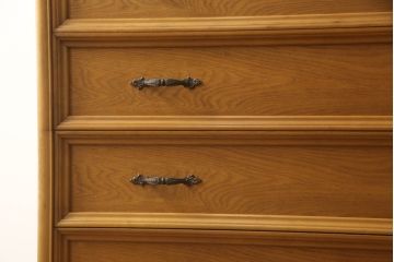 婚礼箪笥を綺麗に再生!高品質リペアを施し、ワントーン落ち着いた色に着色仕上げ。