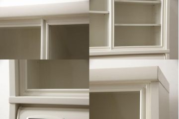 デスクをペイントリメイク!高品質リペアを施し、鍵をシリンダー錠に交換。アンティークホワイトにペイント仕上げ。