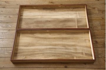 婚礼箪笥を小さくリメイク!高さと幅をリサイズし、観音扉の取り外しでより使いやすく。色ムラを綺麗にして仕上げ。