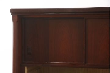 婚礼箪笥を小さくリメイク!高さと幅をリサイズし、観音扉の取り外しでより使いやすく。色ムラを綺麗にして仕上げ。