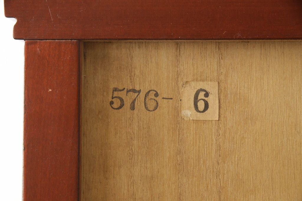 婚礼箪笥を小さくリメイク!高さと幅をリサイズし、観音扉の取り外しでより使いやすく。色ムラを綺麗にして仕上げ。