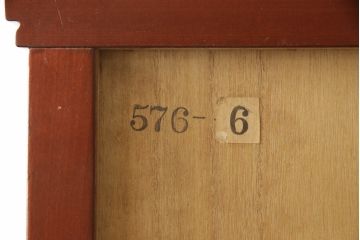 婚礼箪笥を小さくリメイク!高さと幅をリサイズし、観音扉の取り外しでより使いやすく。色ムラを綺麗にして仕上げ。