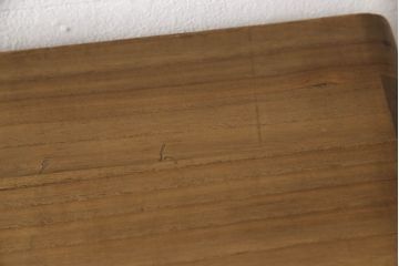 桐箪笥を綺麗に再生!高品質リペアを施し、顔料の入ったワックスで着色仕上げ。