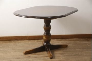 テーブルの高さを高くリメイク!高品質リペアを施し、取り外せる仕様の調整脚を取り付け。現状の色をベースに着色仕上げ。