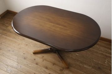 テーブルの高さを高くリメイク!高品質リペアを施し、取り外せる仕様の調整脚を取り付け。現状の色をベースに着色仕上げ。