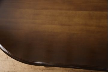 テーブルの高さを高くリメイク!高品質リペアを施し、取り外せる仕様の調整脚を取り付け。現状の色をベースに着色仕上げ。