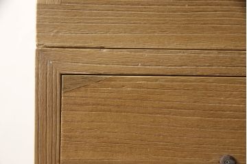 3段重ね桐箪笥を綺麗に再生!既存の砥の粉を洗浄後に蜜蝋ワックスで木地仕上げ。