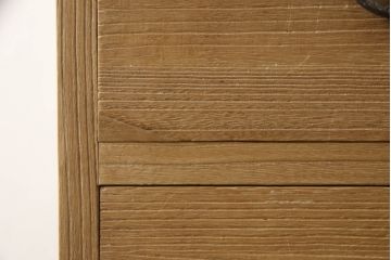 3段重ね桐箪笥を綺麗に再生!既存の砥の粉を洗浄後に蜜蝋ワックスで木地仕上げ。