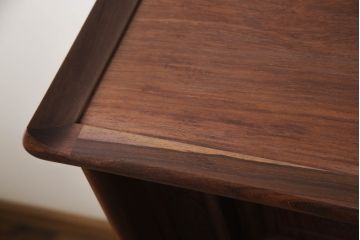 飾り棚の塗装を剥離(ストリップド)リメイク!