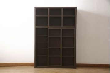 本棚の高さを低くリメイク!天板固定は目立たない方法で加工。