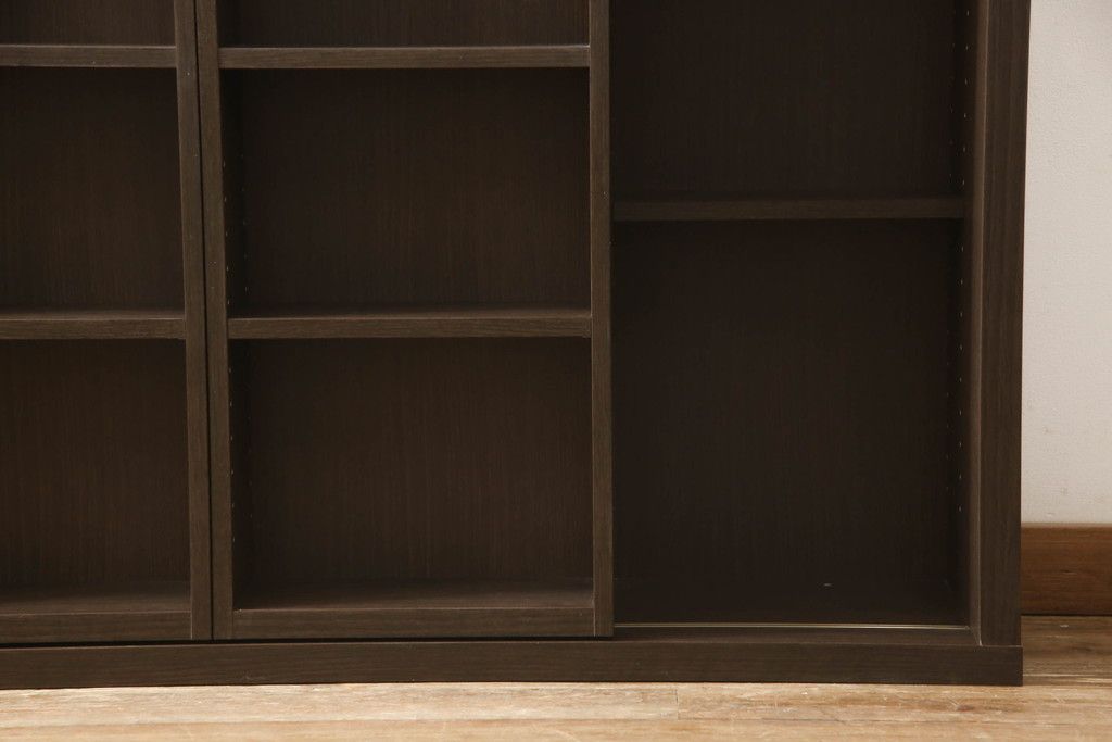 本棚の高さを低くリメイク!天板固定は目立たない方法で加工。