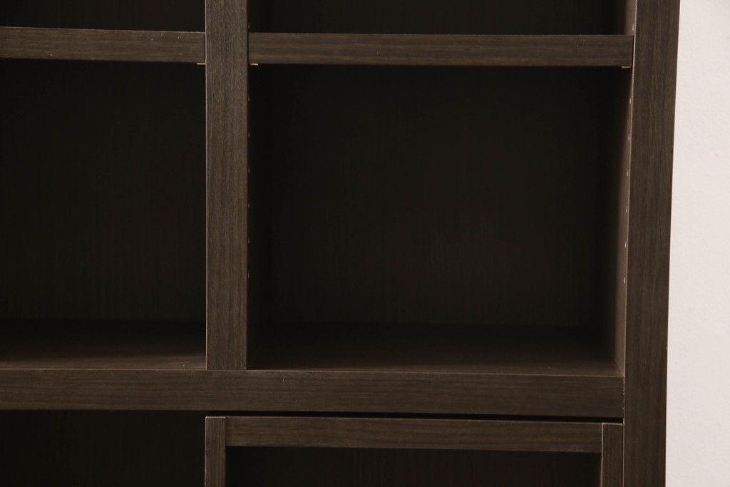 本棚の高さを低くリメイク!天板固定は目立たない方法で加工。