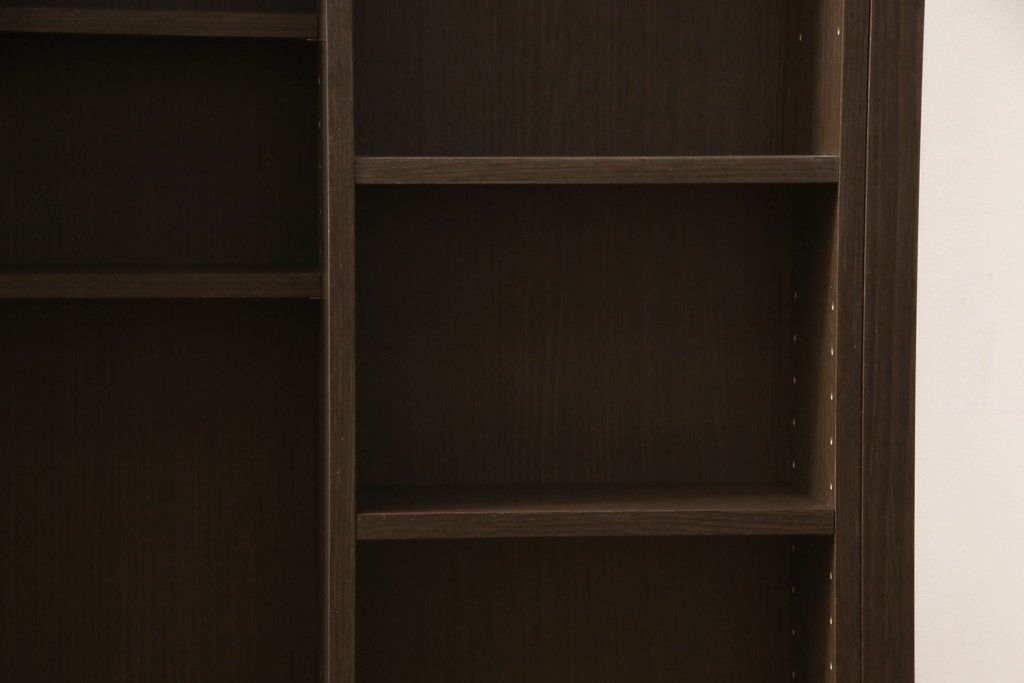 本棚の高さを低くリメイク!天板固定は目立たない方法で加工。