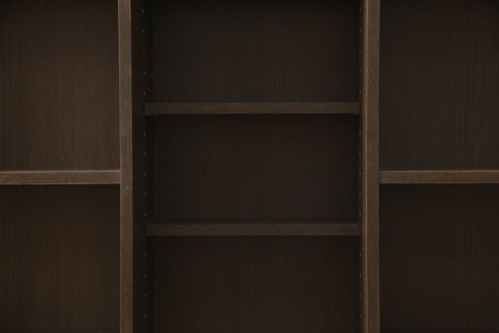 本棚の高さを低くリメイク!天板固定は目立たない方法で加工。