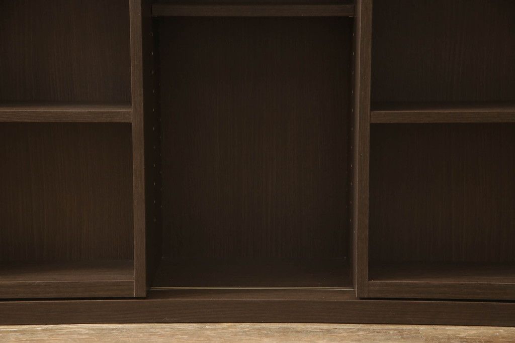 本棚の高さを低くリメイク!天板固定は目立たない方法で加工。