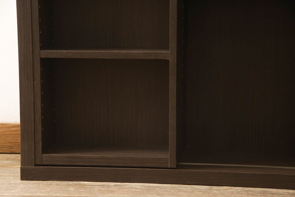 本棚の高さを低くリメイク!天板固定は目立たない方法で加工。