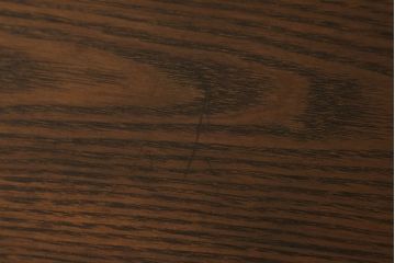 収納棚を綺麗に再生!高品質リペアを施し、既存の棚を撤去、新たに棚板を制作。ワントーン落ち着いた色に着色仕上げ。