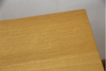 ローテーブルを高さ調整リメイク!元の脚と同じオーク材で、指定の高さの脚を新規製作。天板の色に合わせて着色して仕上げ。