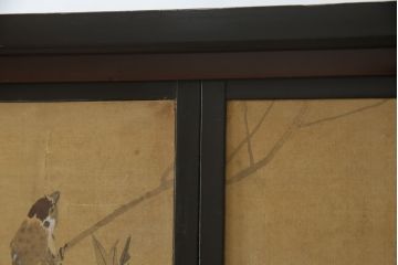 整理箪笥を綺麗に再生!襖の破れを補修。指定の引き出しのみ3分割し、使い勝手良く。元の色味に合わせキズ部分を補色して仕上げ。