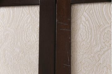 衝立てを綺麗に再生!指定の生地で表裏それぞれ張り替え。木製部分は元の色味をベースに仕上げ。