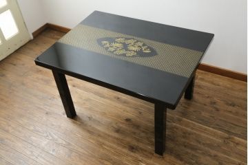 座卓をテーブルにリメイク!指定サイズで角脚を新規製作し取り付け。