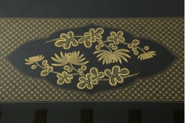 座卓をテーブルにリメイク!指定サイズで角脚を新規製作し取り付け。