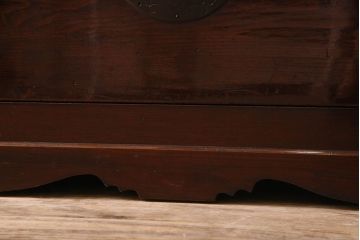 アンティーク家具　R-3　古民具・骨董　前面栗材!漆塗りが美しい米沢箪笥(重ね箪笥、衣装箪笥)
