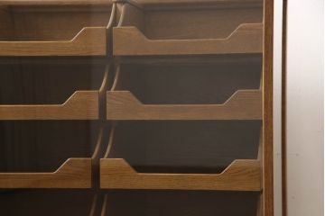 【オーダー注文・受注生産商品】ラフジュ工房オリジナル　オーク材　温もりを感じられる上質なデザインのシャツケース(ガラスケース、ショーケース、店舗什器)