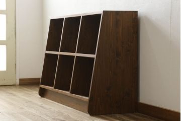 【オーダー注文・受注生産商品】ラフジュ工房オリジナル　シンプルで使いやすい!台形斜め本棚(ブックシェルフ、ロッカー、飾り棚、収納棚、図書館本棚)