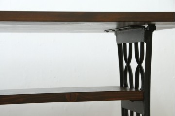 【オーダー注文・受注生産商品】アンティークの鉄脚が味わい深いミシンテーブル