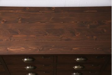 【オーダー注文・受注生産商品】ラフジュ工房オリジナル　引き出し20杯　レトロな佇まいが魅力的な脚付きチェスト(サイドチェスト、サイドボード、引き出し)