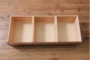 【オーダー注文・受注生産商品】ラフジュ工房オリジナル　古材使用　リメイク家具　パタパタ扉　ディスプレイを楽しめるキャビネット(収納棚、リビングボード)